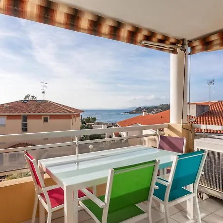 4 Etoiles - Vue - 2 - Parking - Piscine *